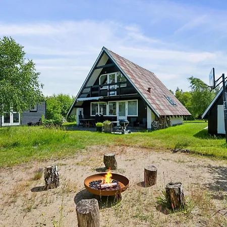 Hyggeligt Hus Taet Pa *