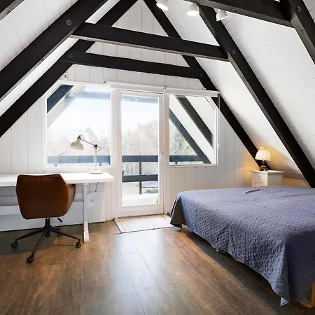 Close To And Just Minutes From The Water Semesterbostad *