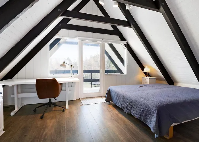 Close To And Just Minutes From The Water בית נופש *