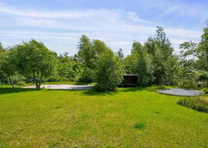 בית נופש Close To And Just Minutes From The Water *