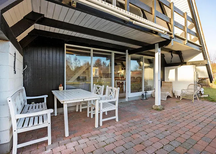 בית נופש Close To And Just Minutes From The Water *